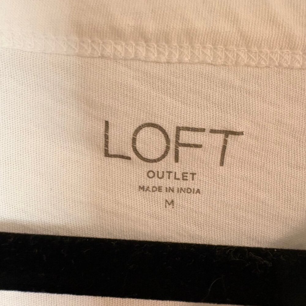 LOFT Outlet White Puff Sleeve Top Navy Embroidered Medium - Picture 5 of 6